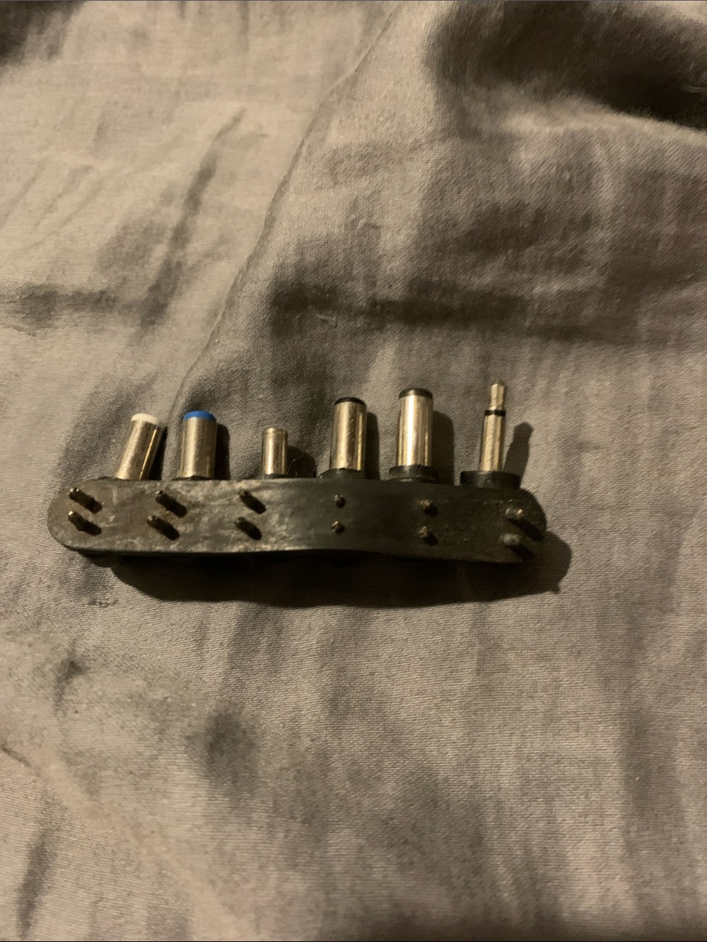 Plug adapters - Picture 2 of 4